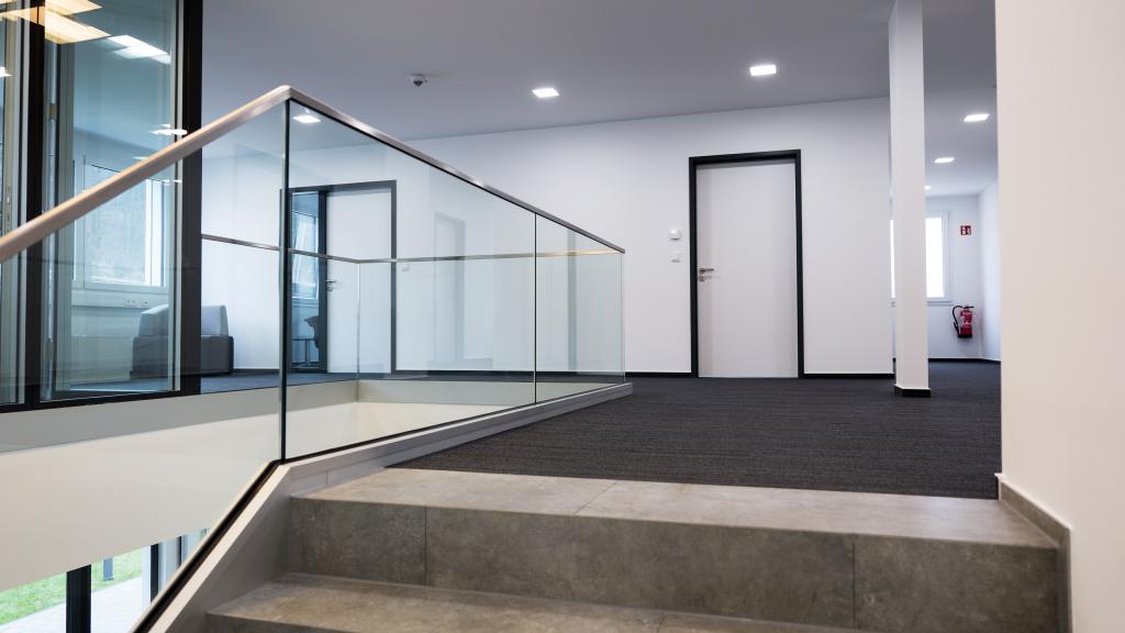 Corridor on the upper floor of the Optirent administration building