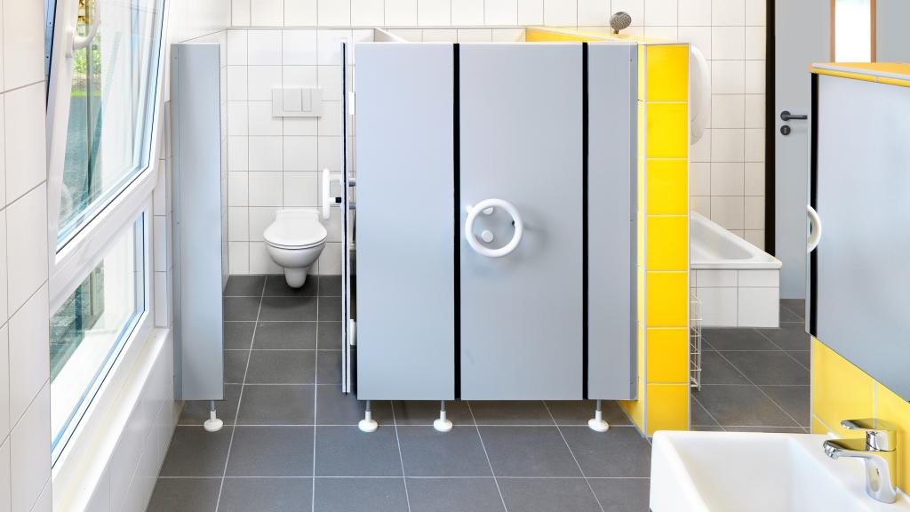 Child-friendly sanitary room at the day care centre Leiferde